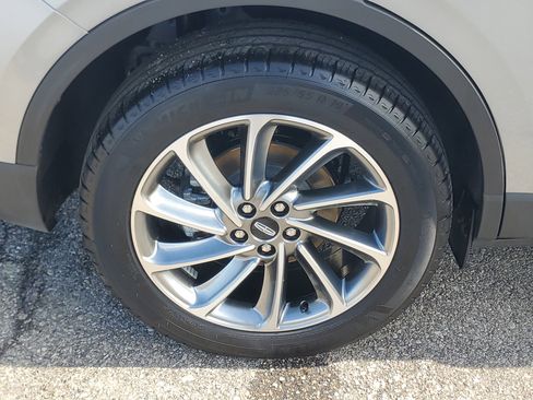 Certified 2023 Lincoln Corsair AWD w/ Equipment Group 101A image 7