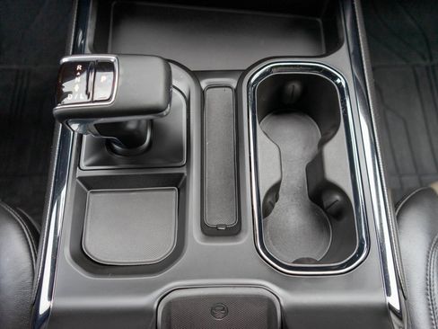 Used 2022 Chevrolet Silverado 1500 ZR2 w/ Technology Package image 28