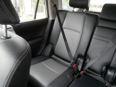 Used 2017 Toyota 4Runner SR5 Premium RWD image 12
