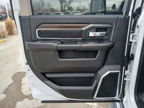 Used 2024 RAM 3500 Laramie w/ Towing Technology Group image 13
