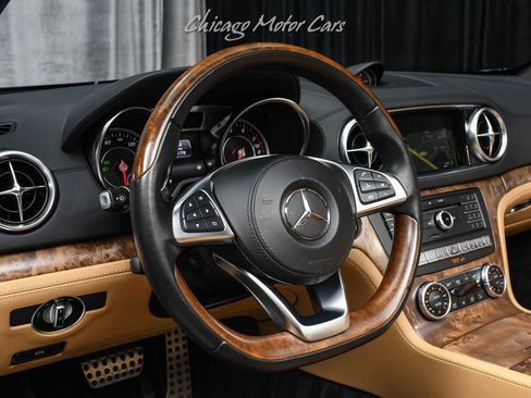 Used 2019 Mercedes-Benz SL 550 image 9