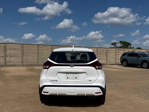 Used 2023 Nissan Kicks SV FWD image 20