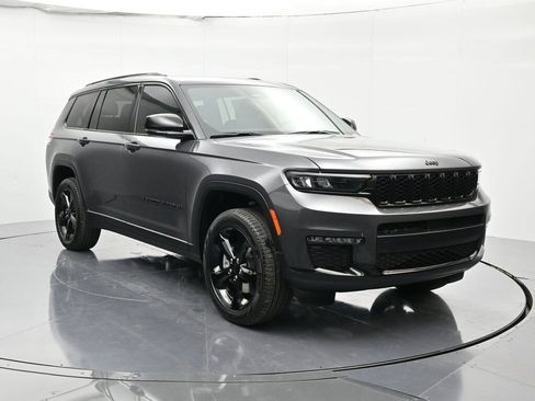 New 2025 Jeep Grand Cherokee L Limited image 3