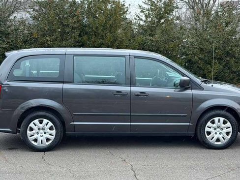 Used 2015 Dodge Grand Caravan American Value Package image 8