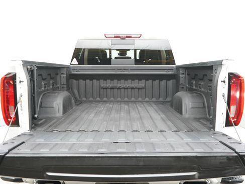 Used 2023 GMC Sierra 1500 Denali Ultimate image 17