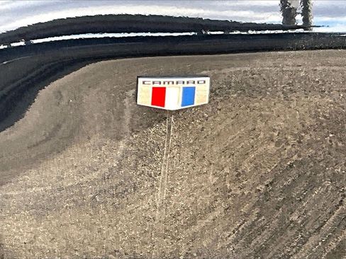 Used 2022 Chevrolet Camaro LT image 23