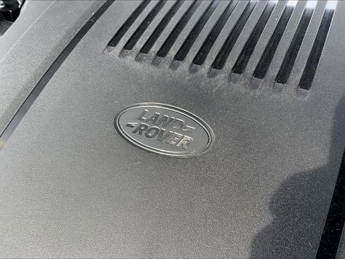 New 2026 Land Rover Range Rover Long Wheelbase SE image 17