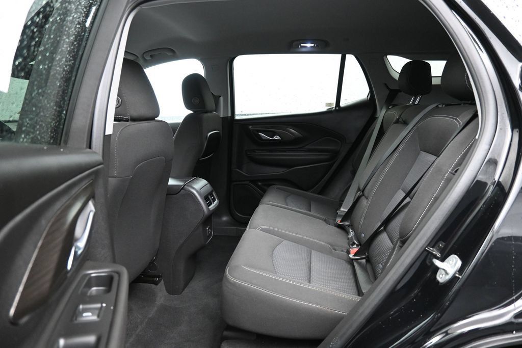 Used 2023 GMC Terrain SLE w/ Driver Convenience Package AWD/4WD image 26