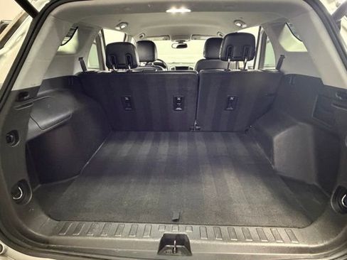 Used 2018 GMC Terrain SLT w/ Preferred Package image 26