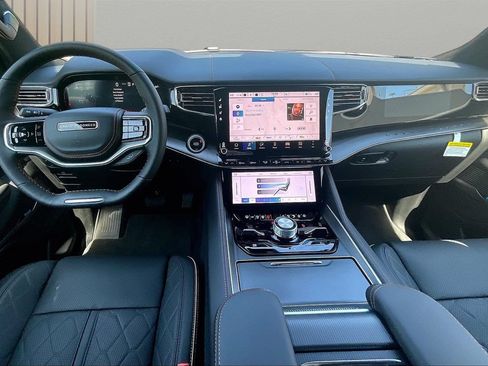 New 2026 Jeep Grand Wagoneer Summit AWD/4WD image 11