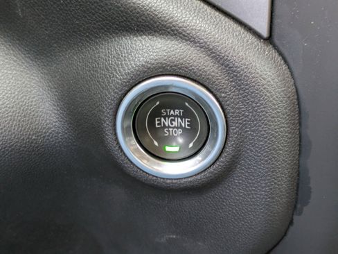 Used 2024 Chevrolet Silverado 1500 Custom image 25