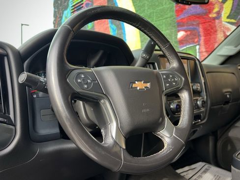 Used 2018 Chevrolet Silverado 1500 LT w/ All Star Edition image 76