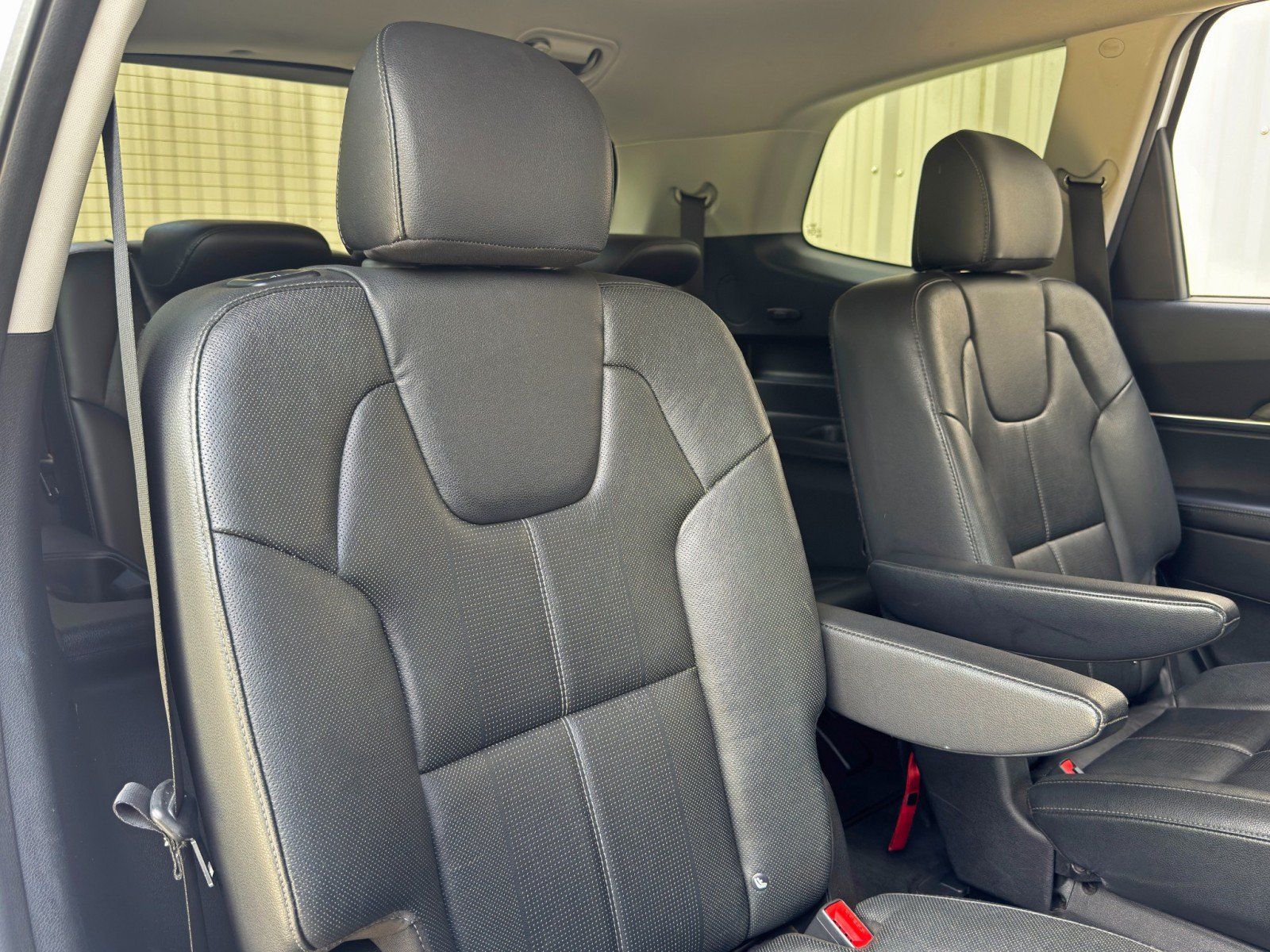 Used 2021 Kia Telluride EX w/ EX Premium Package AWD/4WD image 39