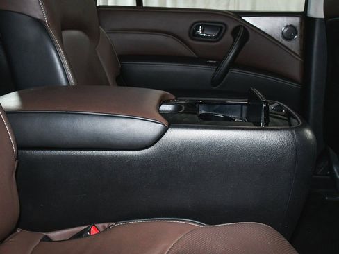 Used 2024 INFINITI QX80 Premium Select w/ Cargo Package image 47