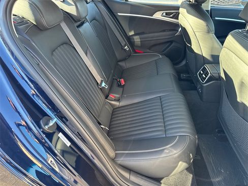 New 2026 Genesis G70 2.5T Prestige image 15