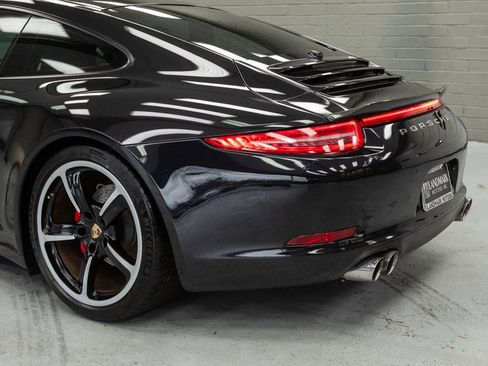 Used 2014 Porsche 911 Carrera 4S image 37