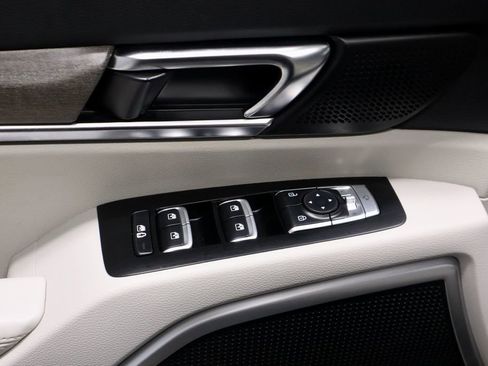 Used 2022 Kia Telluride EX w/ EX Premium Package image 24