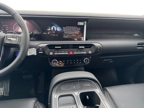 Used 2026 Hyundai Palisade Calligraphy image 11