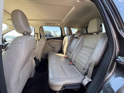 Used 2018 Ford Escape SEL AWD/4WD image 16