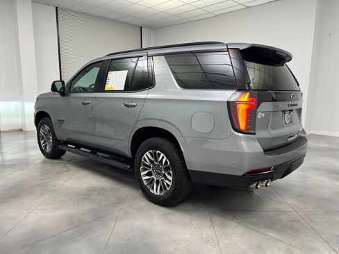 Used 2025 Chevrolet Tahoe Z71 AWD/4WD image 5