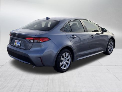 Used 2022 Toyota Corolla LE image 7