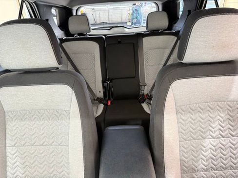 Used 2024 Chevrolet Equinox LT image 31