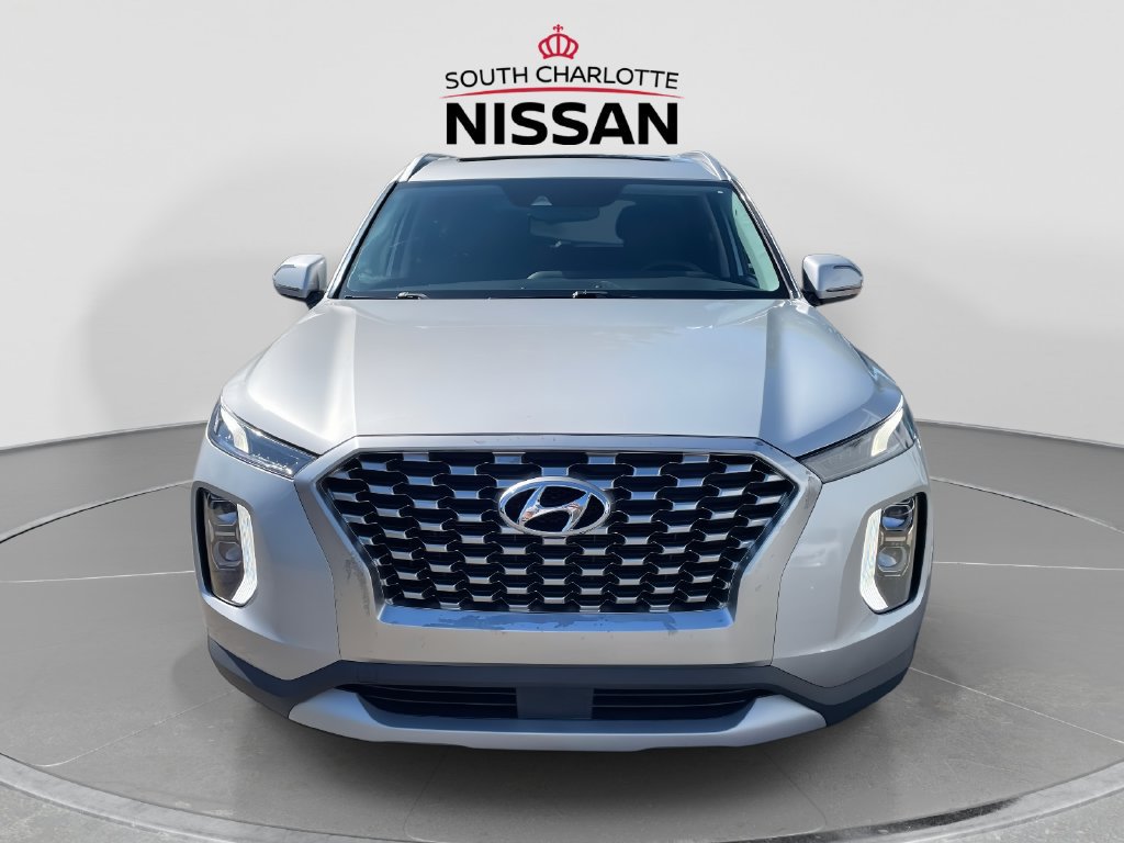 Used 2022 Hyundai Palisade SEL FWD image 2