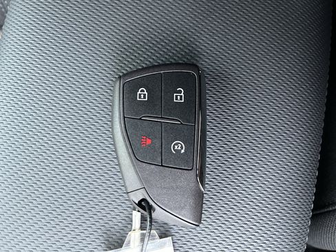 New 2026 Chevrolet Equinox LT FWD image 29