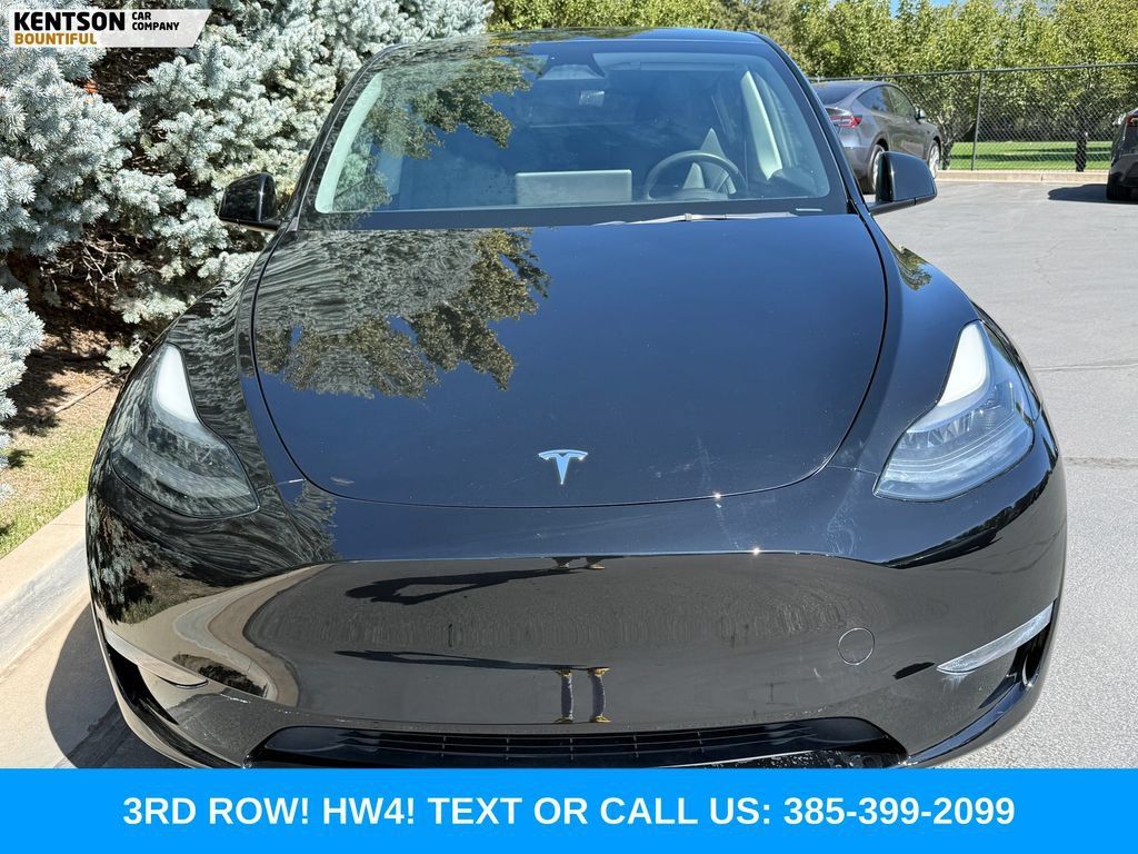 Used 2023 Tesla Model Y Long Range AWD/4WD image 2