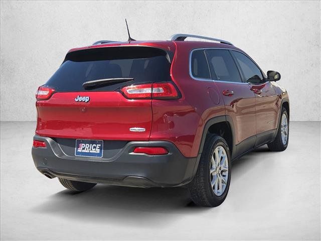 Used 2016 Jeep Cherokee Latitude w/ Comfort & Sound Group FWD image 5