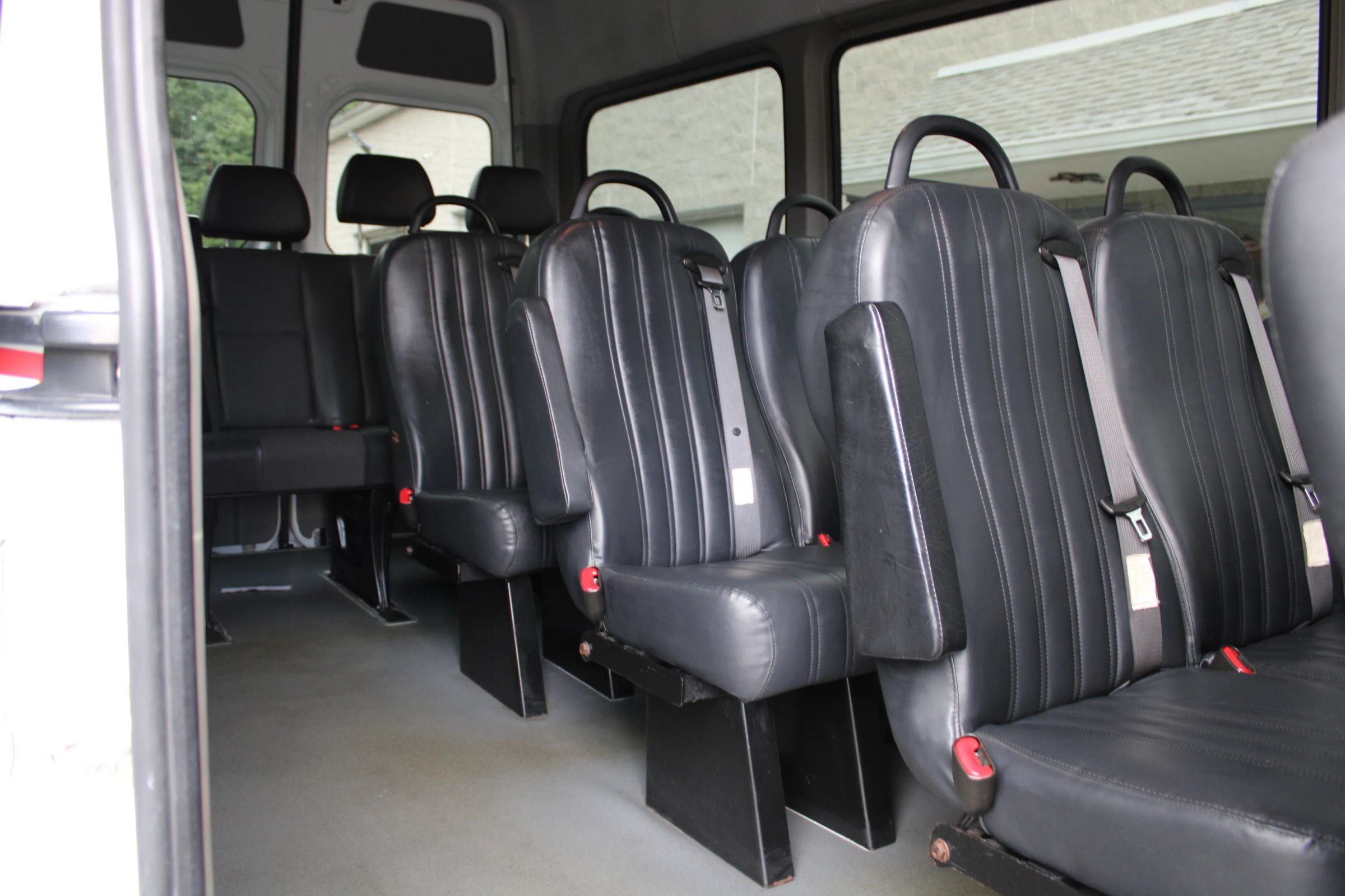Used 2016 Mercedes-Benz Sprinter 2500 image 15
