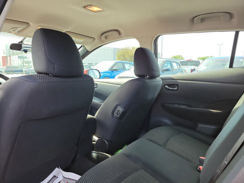 Used 2013 Nissan Leaf S image 14