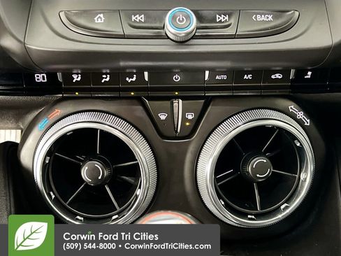 Used 2018 Chevrolet Camaro SS image 9