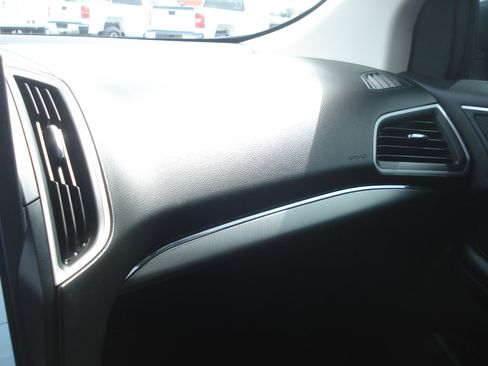 Used 2022 Ford Edge SEL w/ Cargo Accessory Package image 33