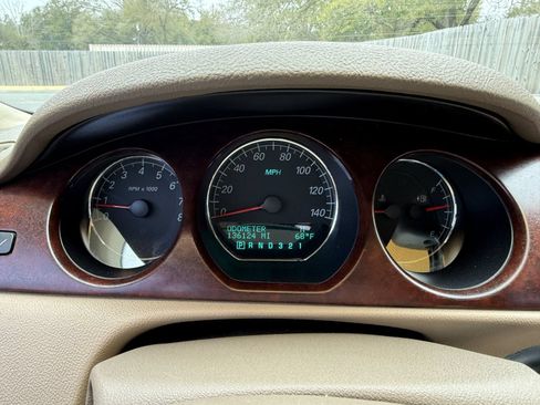 Used 2006 Buick Lucerne CXL w/ Luxury Package FWD image 19