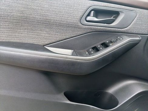 Certified 2021 Nissan Rogue S image 8