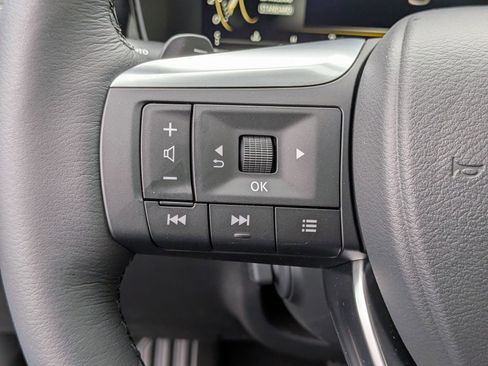 New 2026 INFINITI QX60 Luxe image 17