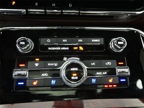 Certified 2021 Lincoln Navigator Black Label w/ Special Edition Package image 15