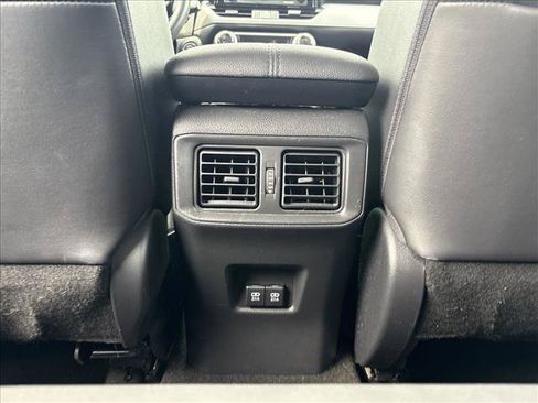 Used 2020 Toyota RAV4 XLE Premium FWD image 22