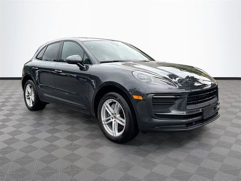 Used 2022 Porsche Macan image 4