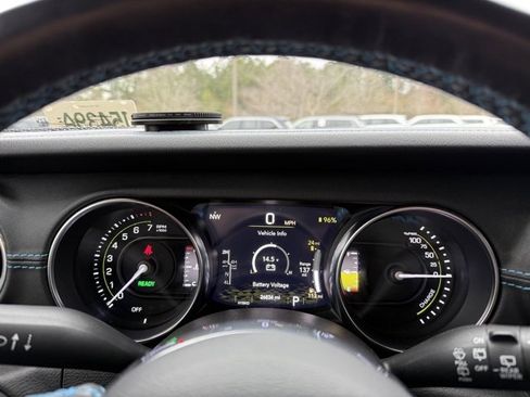 Used 2021 Jeep Wrangler Unlimited Rubicon 4xe w/ Steel Bumper Group image 18