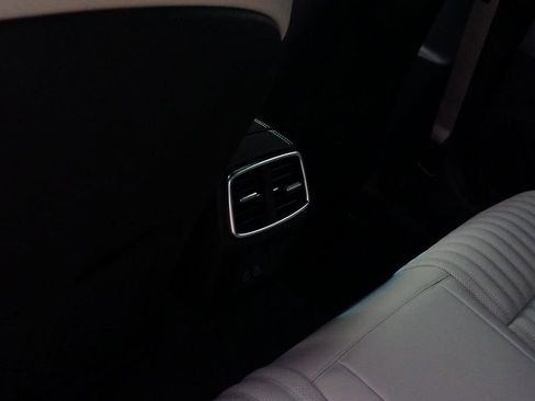 Certified 2025 Genesis G70 3.3T Advanced image 20