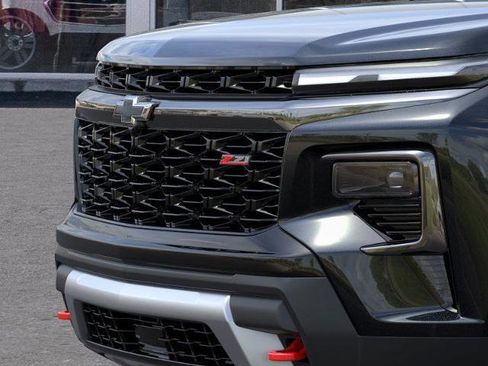 New 2026 Chevrolet Traverse Z71 w/ Driver Confidence Package image 36