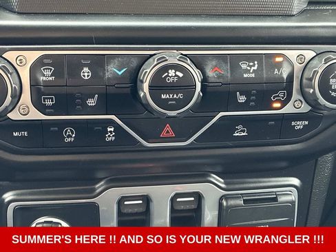 Used 2022 Jeep Wrangler Sport AWD/4WD image 31