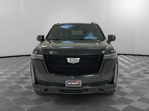 Used 2024 Cadillac Escalade ESV Sport Platinum w/ LPO, ONYX Package AWD/4WD image 8