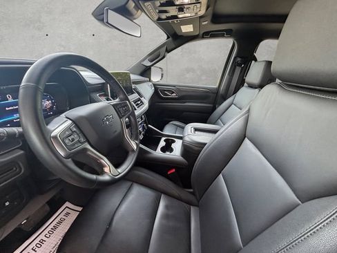 Used 2024 Chevrolet Suburban Z71 w/ Off-Road Capability Package AWD/4WD image 24