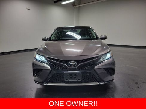 Used 2018 Toyota Camry XSE w/ Driver Assist Package FWD image 2