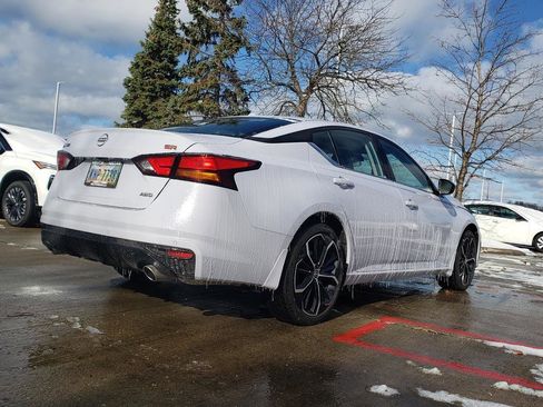 Certified 2025 Nissan Altima 2.5 SR w/ SR Premium Package image 8