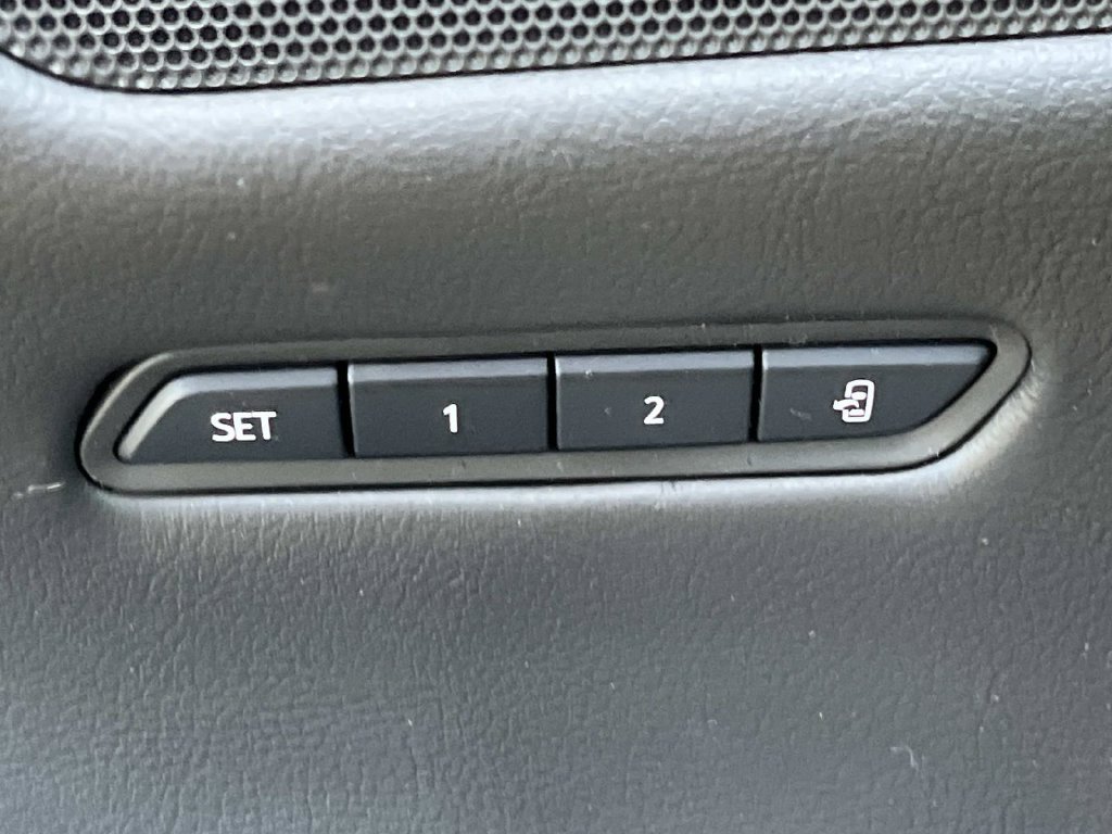 Used 2019 Cadillac XT5 Luxury FWD image 30