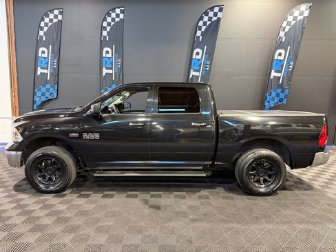 Used 2015 RAM 1500 Classic SLT AWD/4WD image 2